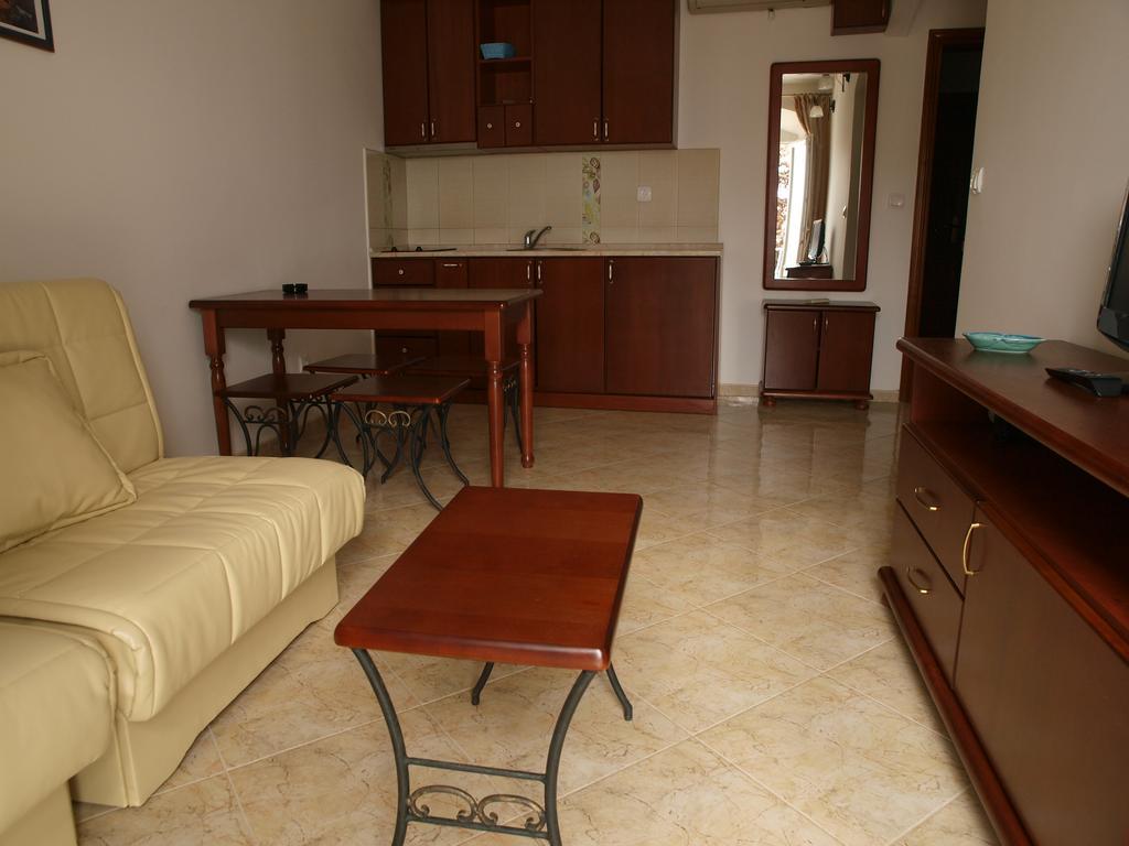 Apartments Obala Dragovic Petrovac Rom bilde