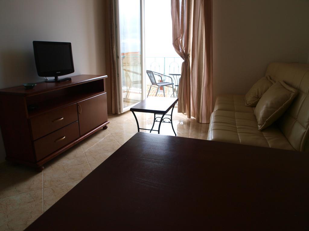 Apartments Obala Dragovic Petrovac Rom bilde
