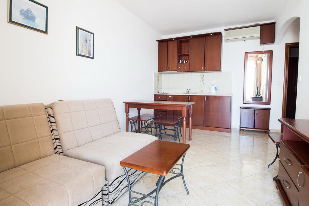 Apartments Obala Dragovic Petrovac Eksteriør bilde
